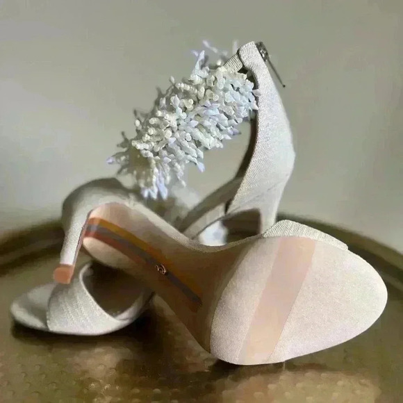 Sam Edelman Gillie Ankle Strap Sandal - Picture 7 of 8